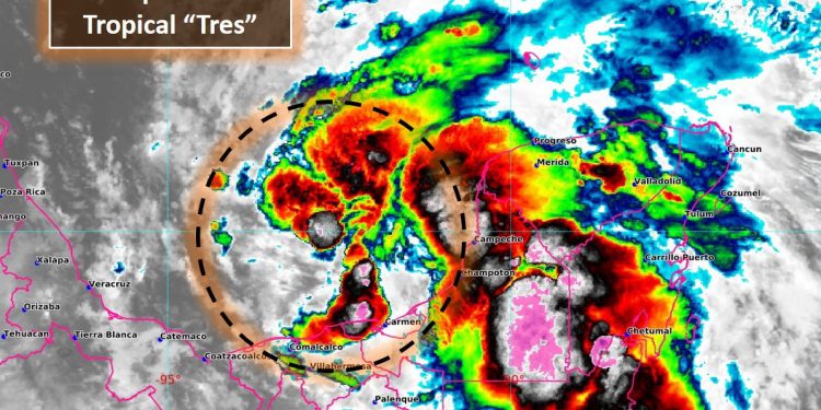 El centro de la Depresión Tropical “Tres” se encuentra sobre la Bahía de Campeche / Pronostican lluvias torrenciales en la región