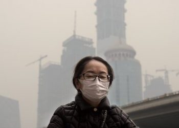 El Smog es un aliado del COVID-19, pero no es un portador capaz de propagar y transportar el virus SarsCov2 / Es decir, no lo ‘transporta’, pero quien ha estado expuesto al aire contaminado durante mucho tiempo, si se infecta, podría enfrentar una enfermedad más grave, advierten expertos