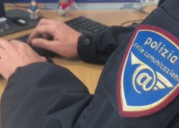 Operativo contra pornografía infantil desbarata red que menores de edad que traficaba con imágenes horripilantes de abuso infantil, con prácticas sádicas reales donde las víctimas también eran bebés en Italia / Los vídeos, fotografías y stickers  representan suicidios, mutilaciones y decapitaciones de personas, en algunos casos de animales