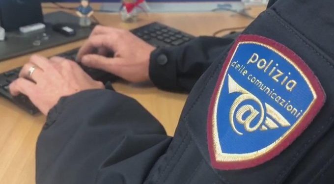 Operativo contra pornografía infantil desbarata red que menores de edad que traficaba con imágenes horripilantes de abuso infantil, con prácticas sádicas reales donde las víctimas también eran bebés en Italia / Los vídeos, fotografías y stickers  representan suicidios, mutilaciones y decapitaciones de personas, en algunos casos de animales