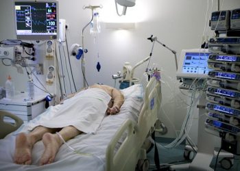 Estados Unidos suma más de 140 mil muertos por la pandemia de coronavirus Sars Cov 2 / Calculan que el país del norte llegará al mes de octubre con unos 200.000 fallecidos por COVID19