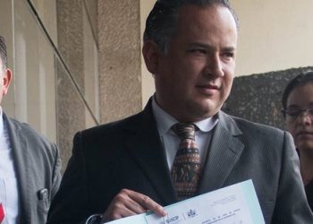 Santiago Nieto Castillo, titular de la UIF (Unidad de Inteligencia Financiera), afirma que la Unión Tepito, el cártel de “El Marro”, el cártel de Santa Rosa también se dedican a la trata de personas, explotación sexual y al tráfico de órganos