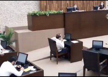 El Congreso de Yucatán aprobó hoy autorizar al Ejecutivo estatal a modificar el contrato de prestación de servicios del Gran Museo del Mundo Maya, lo que, de acuerdo con la iniciativa, permitirá un ahorro de 1,500 millones de pesos al gobierno del Estado / 9 diputados votaron a favor (PRI-PAN-MC) y en contra los 4 de Morena y uno del PRD