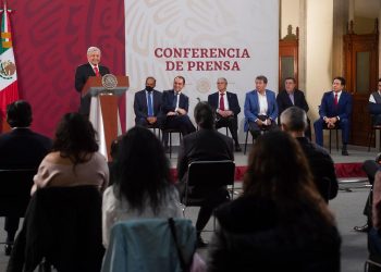 El presidente Andrés Manuel López Obrador anunció que enviará esta semana al Poder Legislativo una propuesta de reforma al sistema de pensiones con la que se espera aumentar en un 40 por ciento la pensión de las y los trabajadores