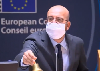 Europa, sin plan económico, aún, a la grave crisis desatada por la pandemia de COVID19 / Los líderes de la Unión Europea continúan negociando este domingo el plan de rescate para mitigar el impacto de la crisis del coronavirus