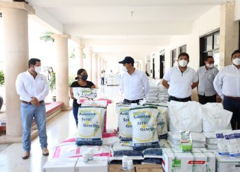 Entrega el gobernador Mauricio Vila Dosal apoyos a productores 960 ganaderos y agrícolas / Recibieron apoyos por más de 7.4 millones de pesos para que puedan continuar impulsando la actividad