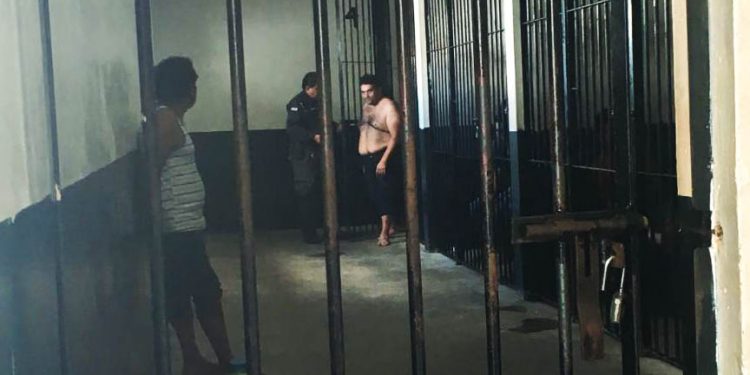 Impone Juez Primero de Distrito de Mérida, Yucatán, tres años de prisión a ex policía municipal de Kanasín que detuvo ilegalmente al periodista yucateco Félix Bigman en 2016 / Elaboró un expediente falso / Impune el autor intelectual de la detención, el ex alcalde José Luis Alcocer