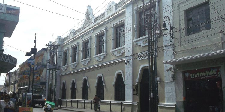 En la noche de hoy falleció el tercer director del Diario de Yucatán, Carlos Rubén Menéndez Navarrete, a la edad de 88 años / Descanse en paz, el nieto del fundador del periódico más antiguo del Estado