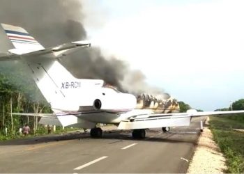 Ejército y Fuerza Aérea Mexicanos aseguraron una aeronave y un vehículo con cocaína abordo en el Estado de Quintana Roo / El jet procedía de sudamérica, confirma la Sedena
