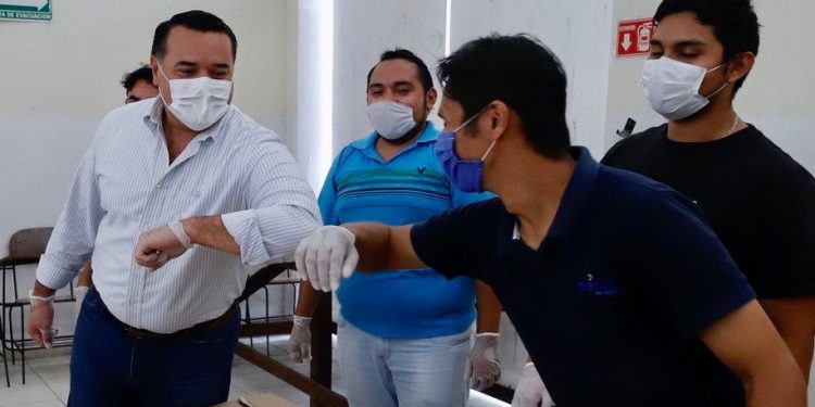 El pasado 14 de julio se integró la Comisión Juvenil de Transparencia, que nace dentro del Comité Municipal de Desarrollo Juvenil con el que se desarrolla un trabajo intenso de vinculación con el quehacer gubernamental del gobierno de la ciudad de Mérida