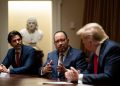 El presidente de Estados Unidos, Donald Trump y el actor y productor mexicano, Eduardo Verástegui, conocido “líder Provida” se reunieron en la Casa Blanca / Verástegui es fundador del Movimiento Viva México