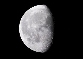 Marte y la Luna protagonizarán una conjunción en la noche de hoy y madrugada de mañana / Se trata de una marcha nupcial, ya que de manera simultánea aparecerán por la bóveda celeste