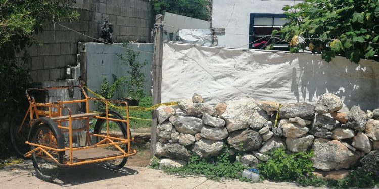 Pleito al calor del alcohol en domingo entre cuñados en la colonia Emiliano Zapata Sur dejó como saldo una persona acuchillada y hospitalizada / Fue trasladado al nosocomio con el cuchillo en la espalda