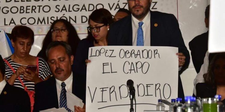 Dulce María Sauri versus Gerardo Martínez Noroña / Sigue el pulso de lodo y las intrigas de pasillo en el Congreso de San Lázaro para ver quién se queda con la presidencia de la Mesa Directiva y los reflectores mediáticos que conlleva dicho cargo legislativo