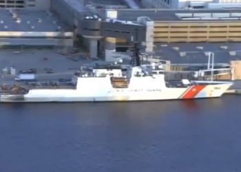 La Guardia Costera de Estados Unidos decomisó más de cinco toneladas de cocaína durante operaciones conjuntas del Comando Sur en el Mar Caribe, al cierre de la semana