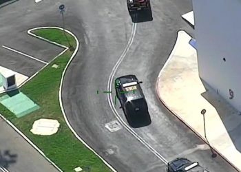 Una banda de mexicanos y extranjeros asaltó a una mujer en el sur de la ciudad luego de que había retirado dinero de una sucursal bancaria / Se trata de cuatro hombres y una mujer, los que fueron detenidos hoy en el Centro Histórico de Mérida por la SSP