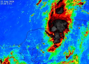 La tormenta tropical Marco se mueve a través del canal de Yucatán / A las 10:00 a.m., la tormenta tropical Marco, se localizaba a 453 km al este de Mérida y se mueve al nor-noreste/ Se pronostica lluvia moderada con chubascos por la tarde, toma tus precauciones