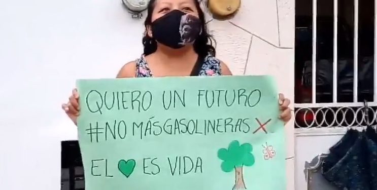 Luego de que vecinos se manifestaron contra la construcción de una gasolinera en Las Águilas, el Ayuntamiento de Mérida afirmó que la “estación de servicio que inicia su edificación cumple con las restricciones que se establecen en el Programa Municipal de Desarrollo Urbano vigente” / “El proyecto cumple con lo establecido en el permiso de uso de suelo”