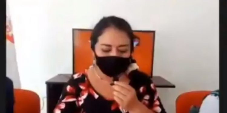 Habitantes de Tinum denunciaron a la alcaldesa Natalia Miss por presuntamente haber reportado la entrega de apoyos sociales a nombre de personas que no lo recibieron / Estiman que se trata de un desvío superior a los 2 millones de pesos