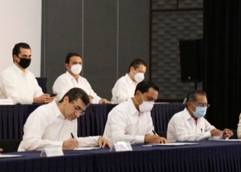 Gobierno de Yucatán anuncia reapertura con escalonamiento de las actividades por horarios / El sector de la construcción laborará de lunes a viernes así como los centros comerciales y cines