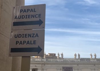 Sólo siendo solidarios podremos salir adelante de la pandemia, pues de lo contrario surgen desigualdad, egoísmos, injusticia y marginación, dijo el Papa al reanudar las tradicionales audiencias en el Vaticano