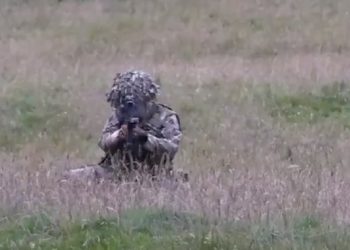 El ejército británico lleva a cabo prácticas militares, con munición real, en el territorio de Belice, en una región selvática cercana a la frontera con México y colindante con Guatemala, rica en biodiversidad y ruinas arqueológicas mayas