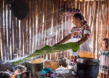 Se suspenden la Gran Muestra de Altares del Hanal Pixán y la Feria Yucatán X’matkuil para evitar contagios de coronavirus
