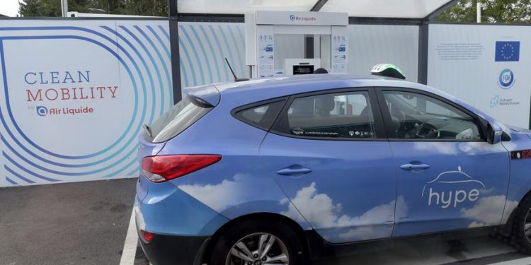 Dos mil millones de euros invertirá Francia para producir hidrógeno para su uso como combustible: La promesa del “hidrógeno verde” es cambiar a la electrólisis, para extraer el hidrógeno del agua, un proceso más limpio, excepto que utiliza mucha electricidad