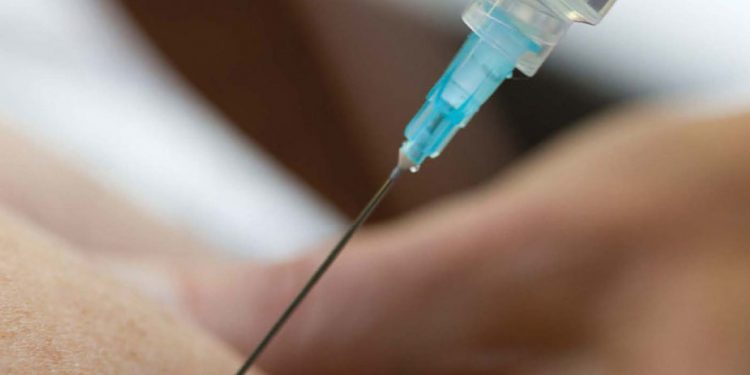 Naciones ricas que representan solo el 13% de la población mundial ya han reservado más de la mitad de las dosis prometidas de vacunas COVID-19