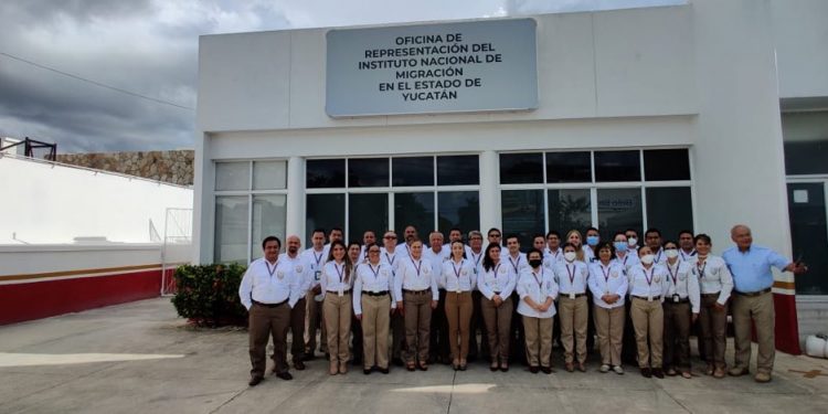 Comisionado del Instituto Nacional de Migración recorrió la Estación Migratoria en Mérida y anunció una serie de trabajos en las próximas semanas “en beneficio de los usuarios”