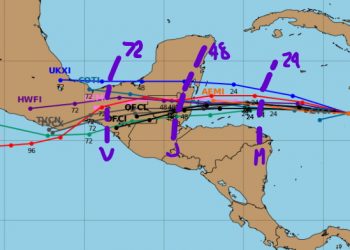 Nana podría comenzar a dejar lluvias y tormentas de moderadas a fuertes en el territorio salvadoreño a partir de mañana / Se mueve al oeste del mar Caribe central