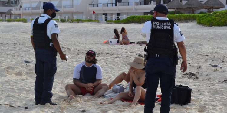 El color amarillo del semáforo epidemiológico estatal entrará en vigor a partir del próximo lunes en la zona norte de Quintana Roo, mientras que el sur permanecerá otra semana en naranja