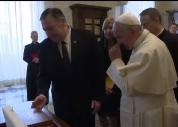 Bofetada con guante blanco a la administración estadounidense y al presidente Donald Trump: el Papa no recibirá al Secretario de Estado ni cambiará línea política con China