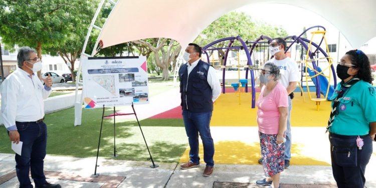 El alcalde de Mérida, Renán Barrera Concha, participó en el Congreso Internacional de Parques Urbanos 2020