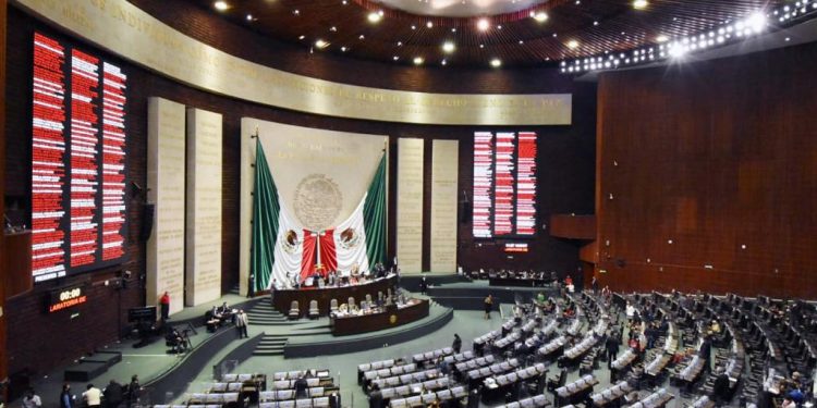 Cámara de Diputados de San Lázaro aprueba, en lo general, Miscelánea Fiscal 2021 / Contiene cambios a las leyes del ISR, IVA y el Código Fiscal de la Federación