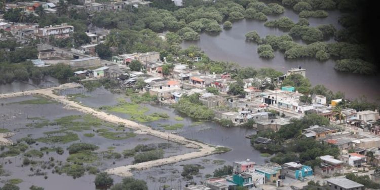 Se instalarán en Río Lagartos una planta potabilizadora de agua y una cocina comunitaria para atender a las familias / El Cuyo a oscuras y aislado