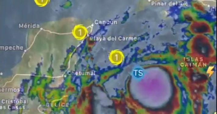 Este día, “Zeta” se mantendrá frente a las costas de Quintana Roo / Yucatán, Quintana Roo y Campeche con pronóstico de lluvias intensas