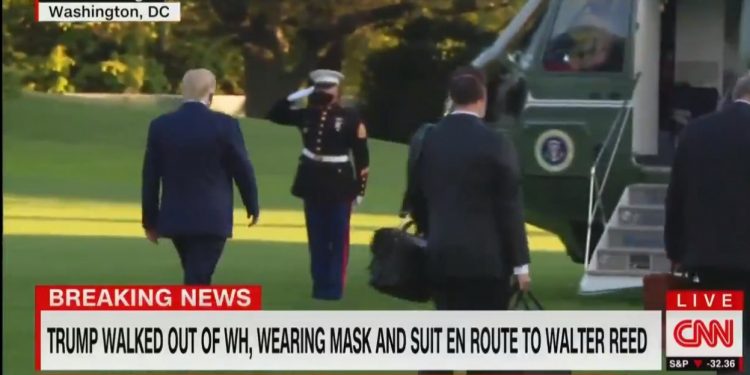 El presidente Trump fue trasladado en un helicóptero militar / Abordó el helicóptero “Marine One” con rumbo al hospital Walter Reed