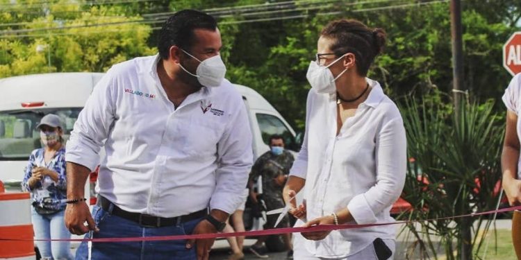 El alcalde morenista de Valladolid, Enrique Ayora, informó que resultó contagiado de coronavirus / Se encuentra en cuarentena en su domicilio