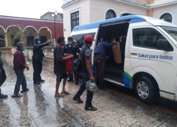 La Policía Municipal del Ayuntamiento de Mérida en conjunto con el DIF Municipal, trasladó a 18 personas en situación de calle al refugio El Buen Samaritano