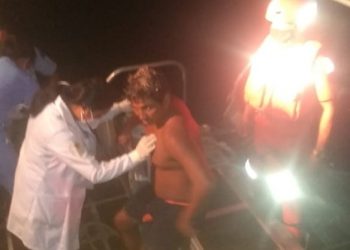 Rescata la Marina a un pescador que se encontraba desparecido al realizar actividades de buceo en la embarcación menor de nombre “Satélite II en Campeche
