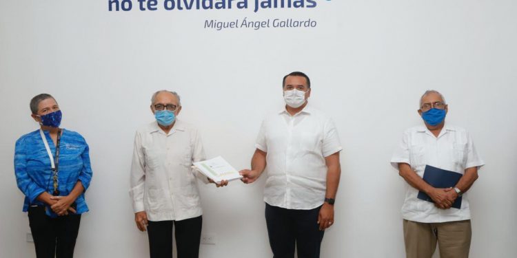 El alcalde Renán Barrera Concha recibió a un grupo de vecinos e integrantes de “la directiva del Gran Parque Central La Plancha”: entregan documento