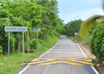 La SCT en Yucatán destinó 104.6 millones de pesos para la rehabilitación y conservación de 14 tramos carreteros de la red estatal, dicen