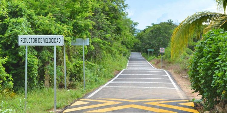 La SCT en Yucatán destinó 104.6 millones de pesos para la rehabilitación y conservación de 14 tramos carreteros de la red estatal, dicen