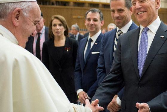El Papa llamó a Joe Biden para felicitarlo vía telefónica, según dio a conocer su equipo de transición: Francisco intenta reconstruir la relación diplomática en crisis con Trump