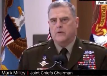 El presidente del Estado Mayor Conjunto, Mark Milley, dijo que el ejército de Estados Unidos no hizo un juramento a “un individuo”, a un tirano, a una religión, sino a la Constitución