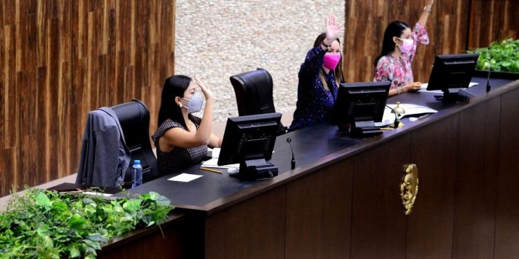 Avalan dictámenes en materia de igualdad, paridad, salud y derechos humanos así como la creación de unidades de igualdad de género en el Estado y municipios de Yucatán