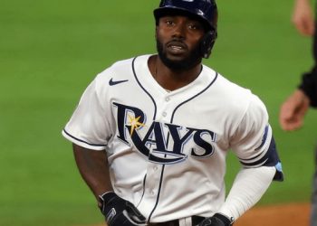 La Fiscalía General del Estado detuvo al beisbolista Randy Arozarena, quien juega en Tampa Bay Rays, y fue acusado de violencia contra su ex mujer