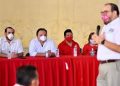 Francisco Torres Rivas, sostuvo una reunión con militantes al oriente de Mérida en la que participaron el senador priista, Jorge Carlos Ramírez Marín y el diputado local Felipe Cervera: dice que los yucatecos sueñan con el regreso del PRI