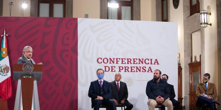 Nueva oficina de Presidencia atenderá a migrantes mexicanos en su regreso al país, anunció el presidente AMLO